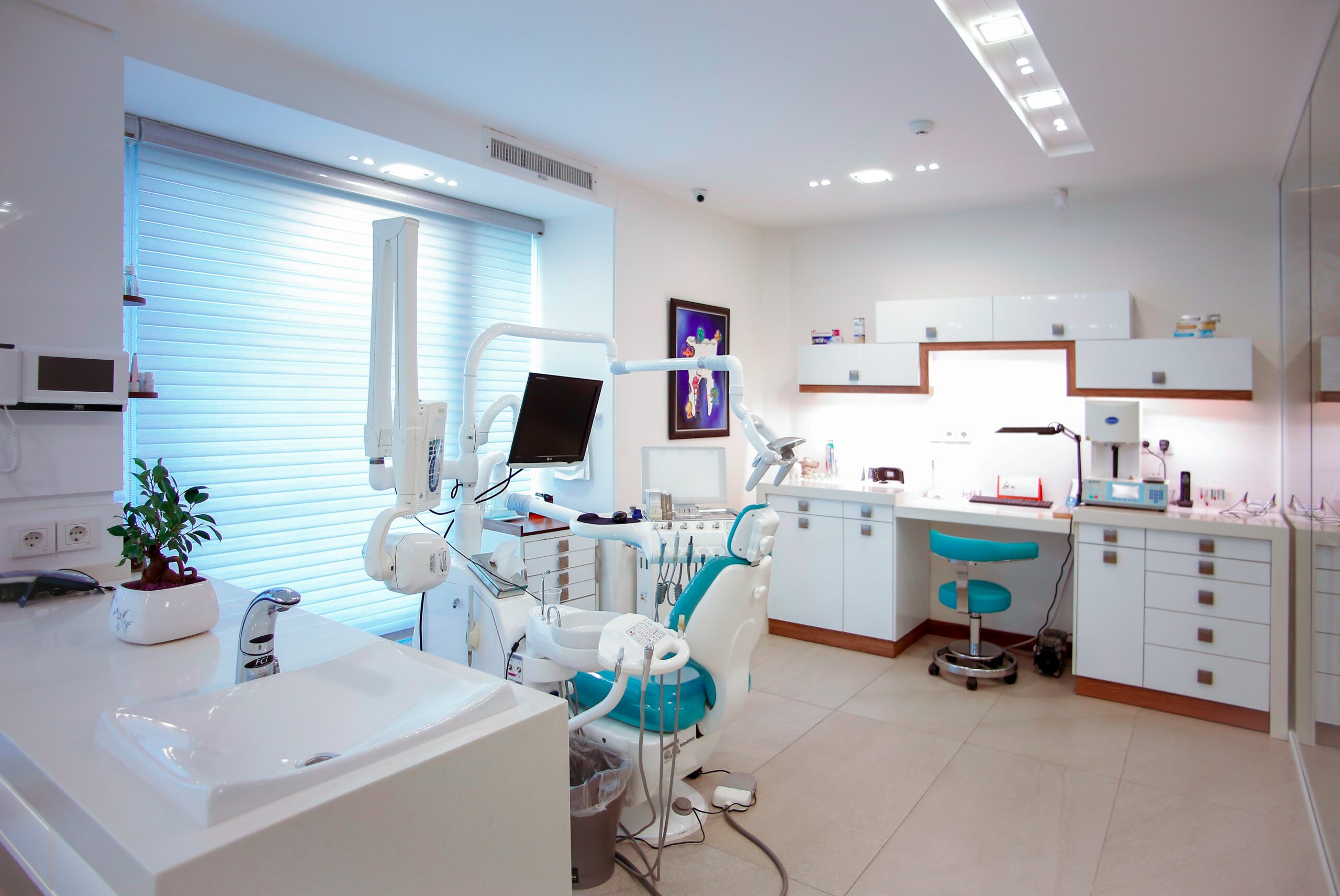 dental clinic foto example